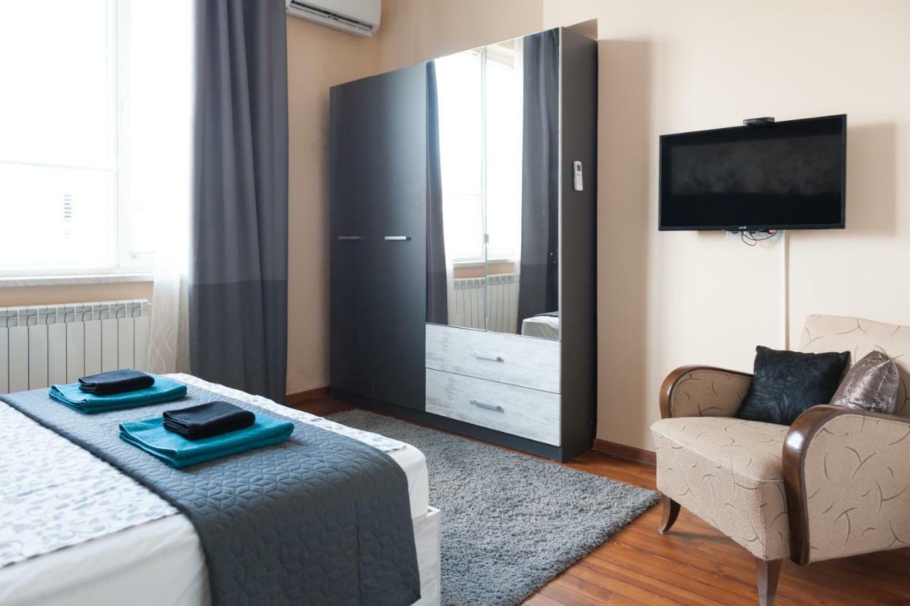 Vitosha Blvd - 2Br Lux Apart صوفيا المظهر الخارجي الصورة